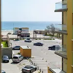 Apartment Sandy Wood *